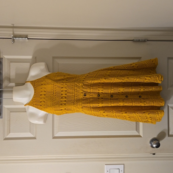 Le Chateau lace dress - Picture 1 of 10